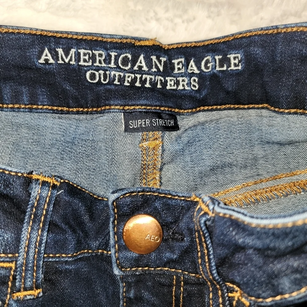 American Eagle Super Stretch High-Rise Shorties